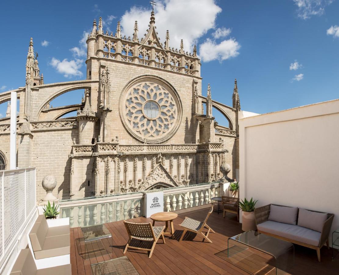 Puerta Catedral Suites Seville Luaran gambar