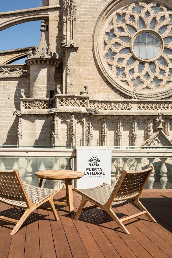 Puerta Catedral Suites Seville Luaran gambar