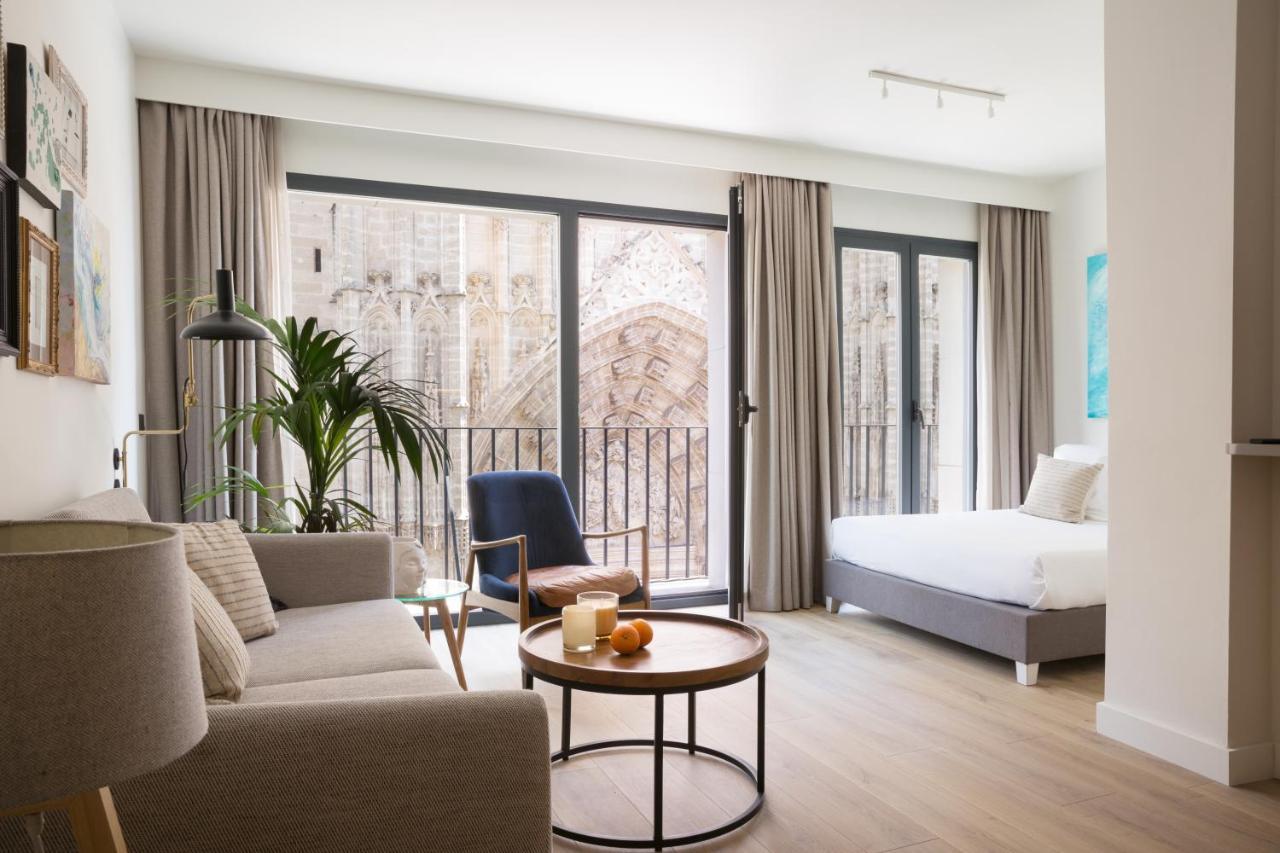 Puerta Catedral Suites Seville Luaran gambar