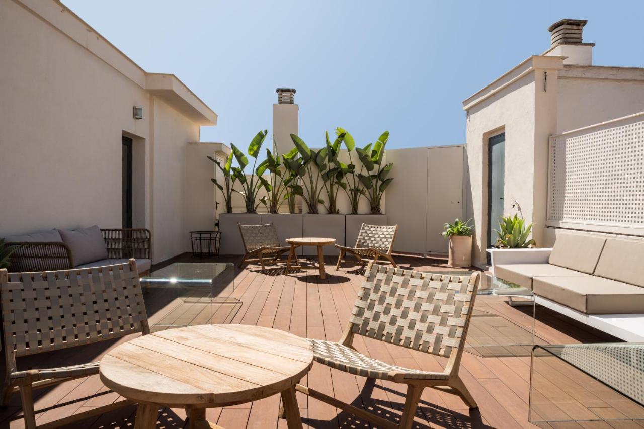 Puerta Catedral Suites Seville Luaran gambar