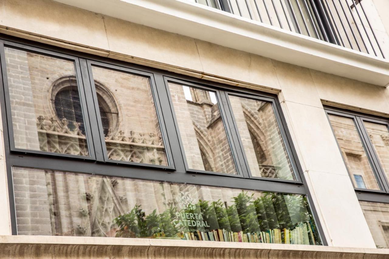 Puerta Catedral Suites Seville Luaran gambar