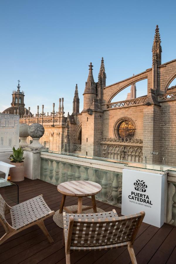 Puerta Catedral Suites Seville Luaran gambar
